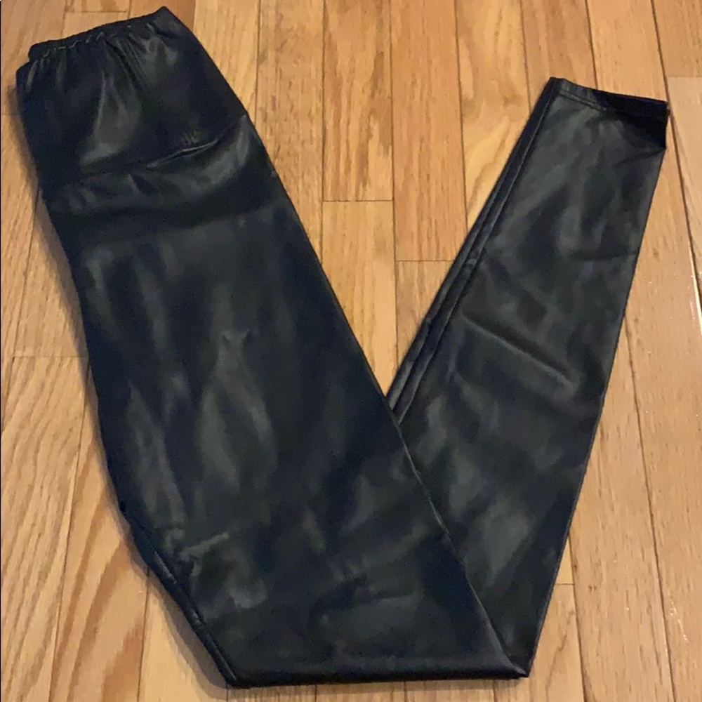 NWOT Wilfred Free Daria Vegan Leather Pant